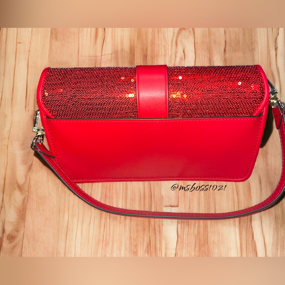 ULTRA RARE Michael Kors Greenwich Md Conv Shoulder Bag in Crimson NWT - Picture 4 of 9